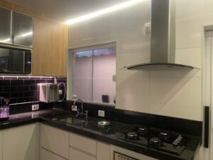 Cozinha em duas cores