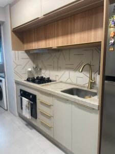 Cozinha em duas cores